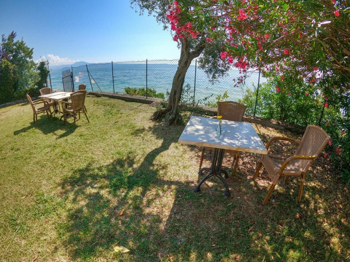 Sivinos Camping Boutique Manerba del Garda Exterior foto